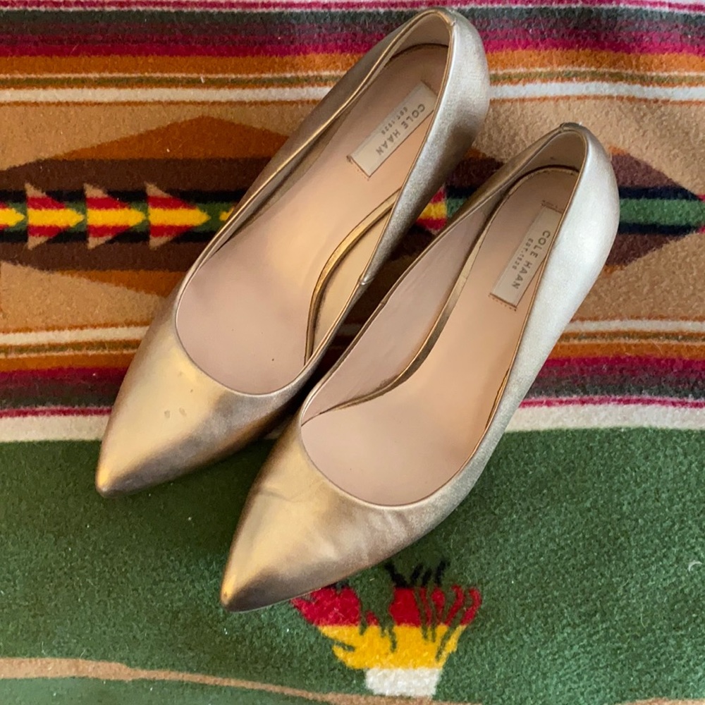 Women’s Cole Hahn wedge heels gold 7 1/2